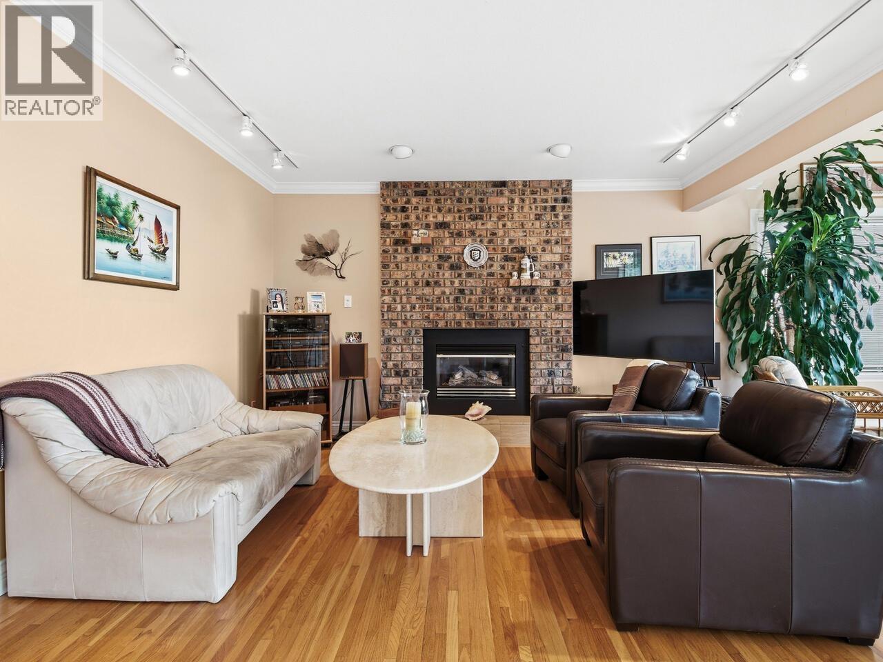 5104 Mckee Street, Burnaby, British Columbia  V5J 2T4 - Photo 17 - R3071865