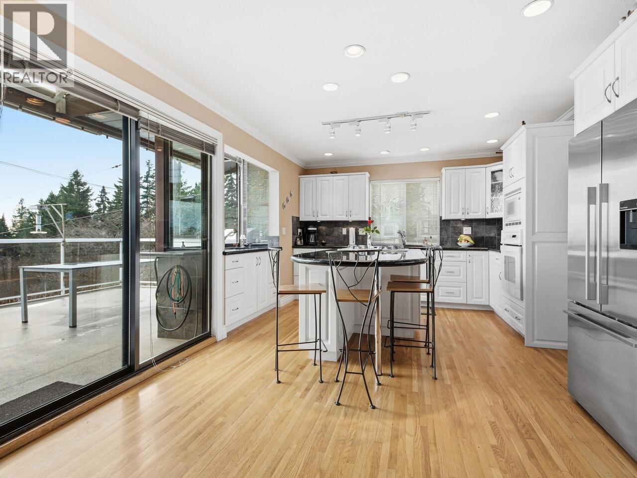 5104 Mckee Street, Burnaby, British Columbia  V5J 2T4 - Photo 13 - R3071865