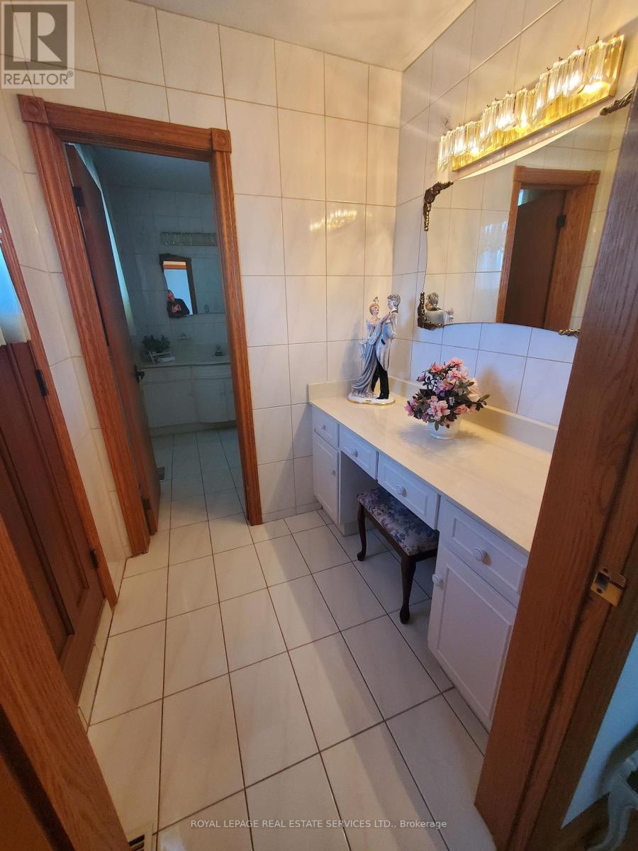 44 Wigwoss Drive, Vaughan, Ontario  L4L 2P8 - Photo 16 - N12598496