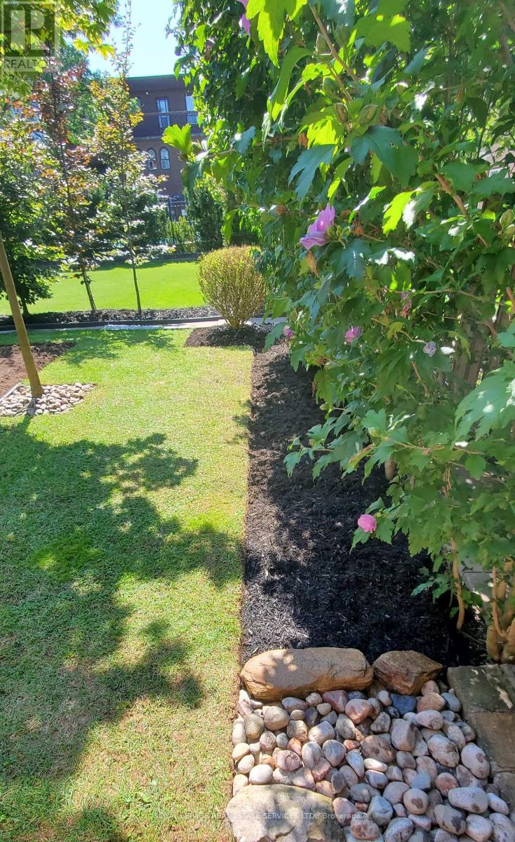 44 Wigwoss Drive, Vaughan, Ontario  L4L 2P8 - Photo 50 - N12598496