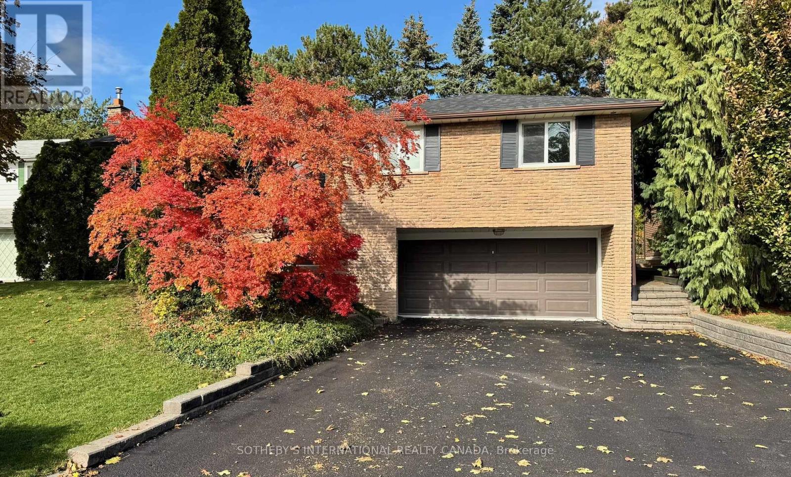 36 Shieldmark Crescent, Markham, Ontario  L3T 3T5 - Photo 2 - N12598554