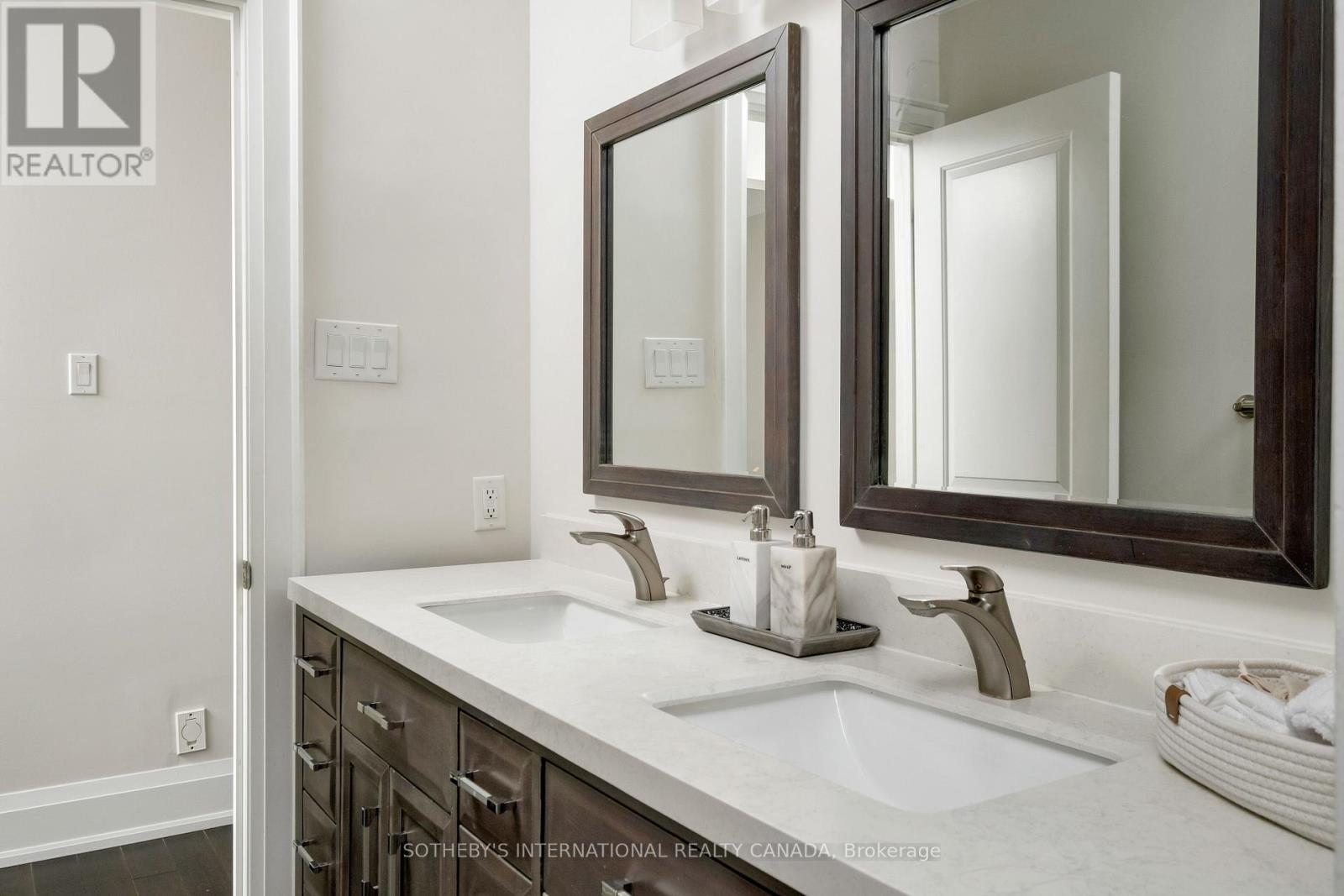 36 Shieldmark Crescent, Markham, Ontario  L3T 3T5 - Photo 26 - N12598554