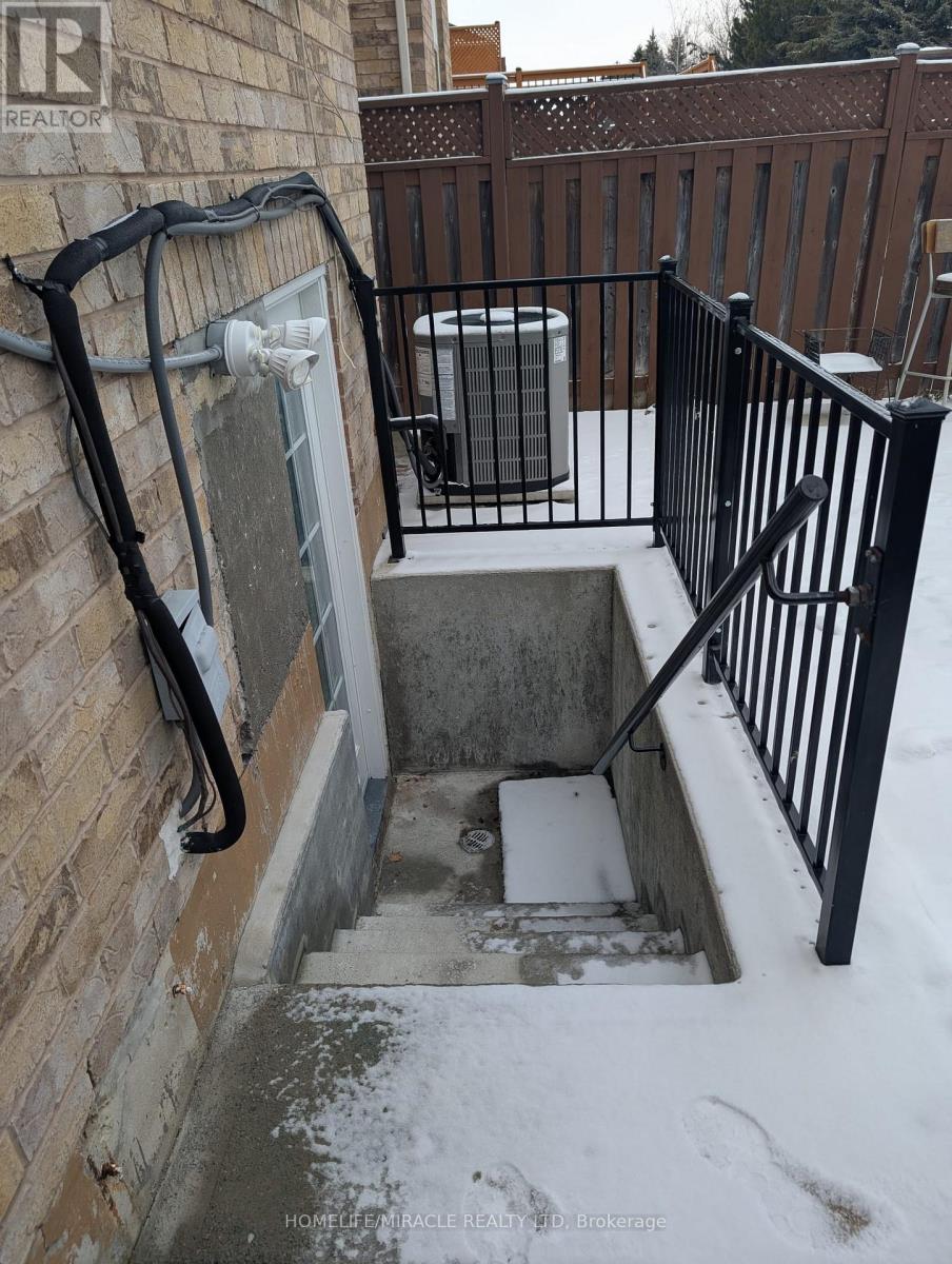 Lower - 67 Herdwick Street, Brampton, Ontario  L6S 6L6 - Photo 30 - W12544770