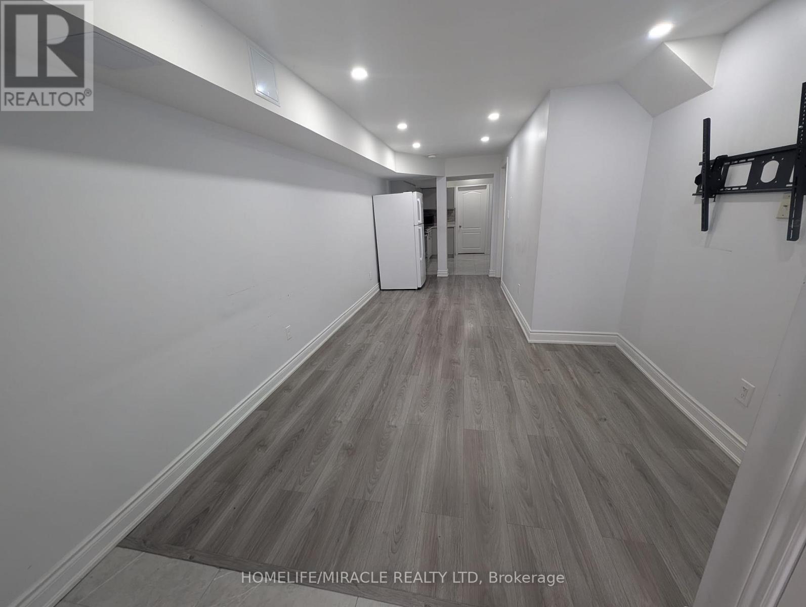 Lower - 67 Herdwick Street, Brampton, Ontario  L6S 6L6 - Photo 23 - W12544770