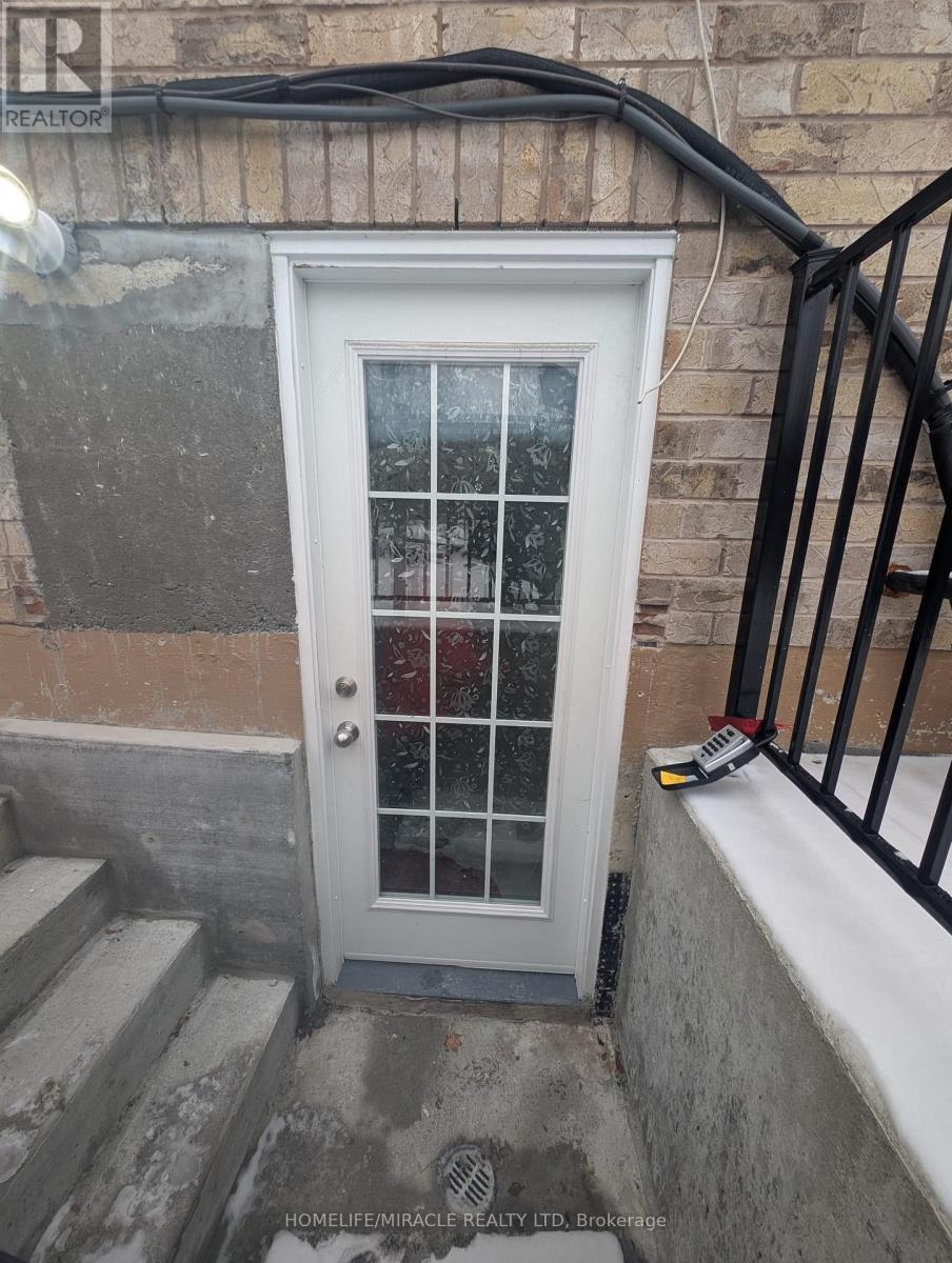 Lower - 67 Herdwick Street, Brampton, Ontario  L6S 6L6 - Photo 29 - W12544770