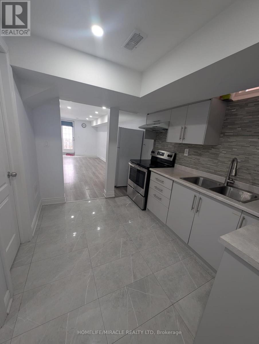 Lower - 67 Herdwick Street, Brampton, Ontario  L6S 6L6 - Photo 18 - W12544770