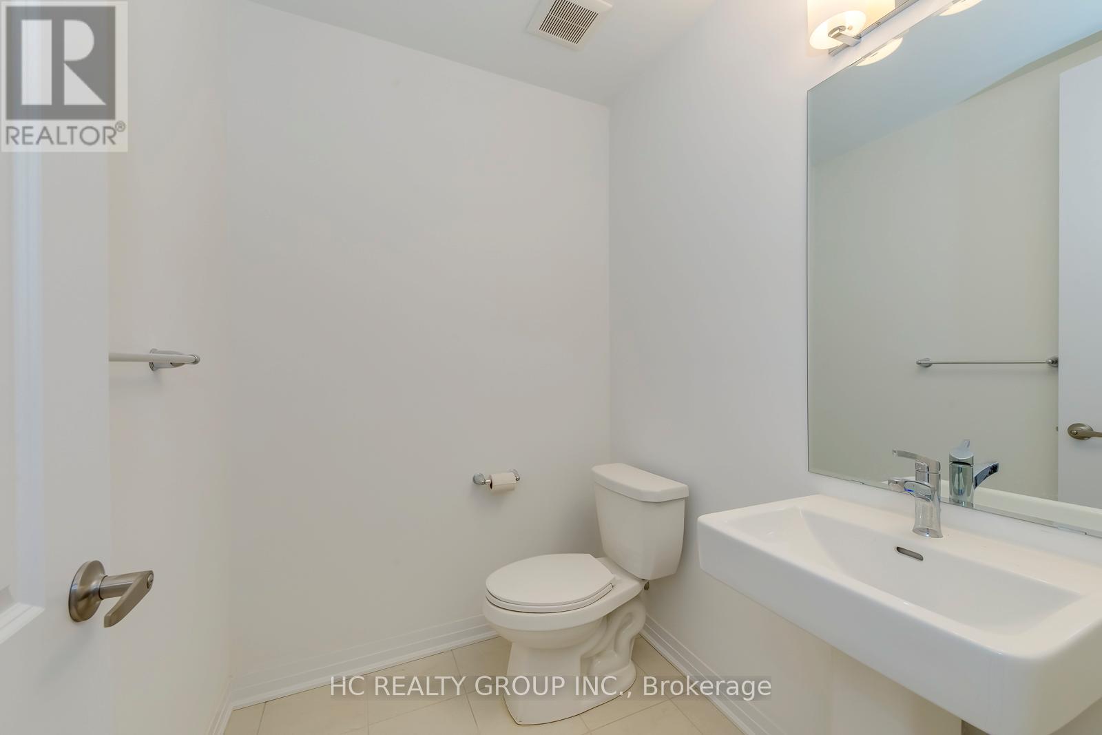 3219 Crystal Drive, Oakville, Ontario  L6M 5S8 - Photo 10 - W12598580