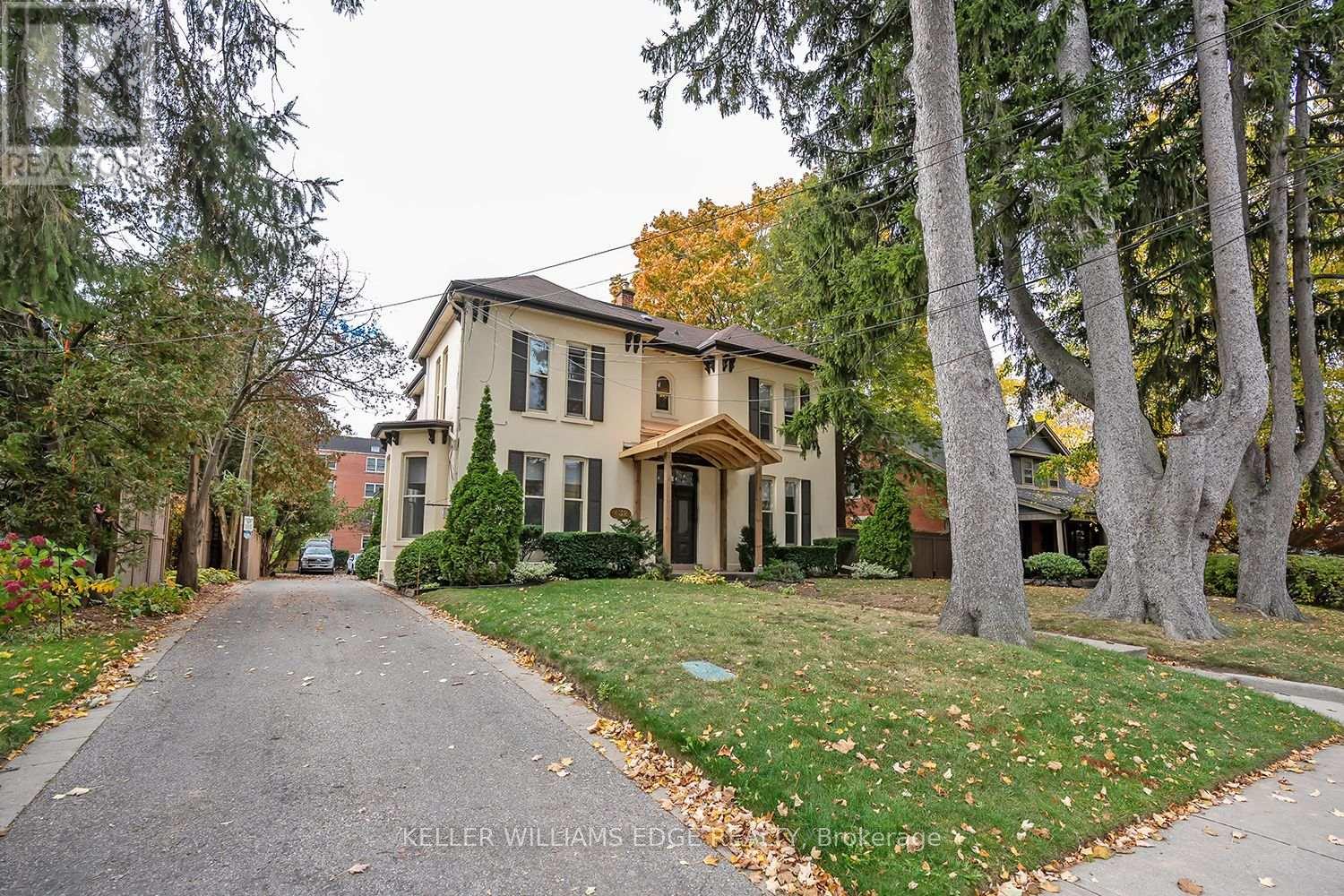 6 - 432 Burlington Avenue, Burlington, Ontario  L7S 1R4 - Photo 2 - W12598588