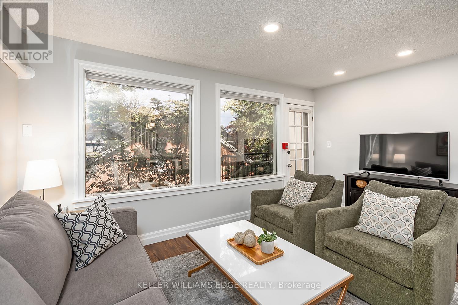 6 - 432 Burlington Avenue, Burlington, Ontario  L7S 1R4 - Photo 8 - W12598588