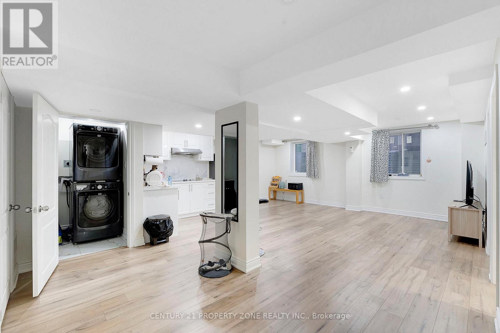 25 Selsdon Street, Brampton, Ontario L6X 3C4 - Photo 35 - W12598610