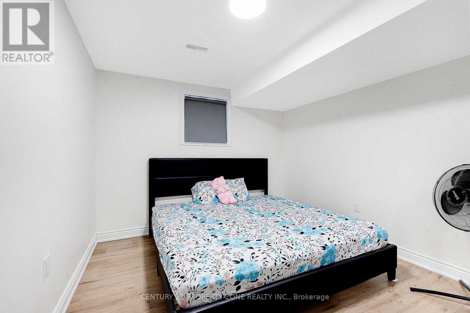 25 Selsdon Street, Brampton, Ontario L6X 3C4 - Photo 39 - W12598610