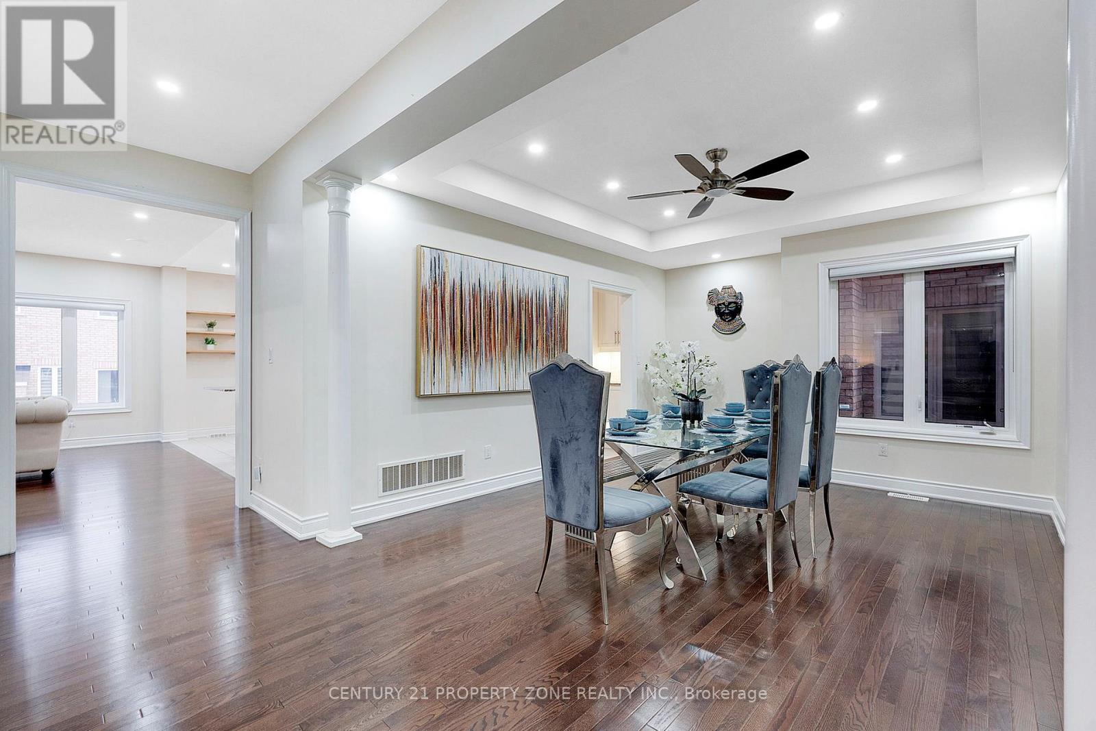 25 Selsdon Street, Brampton, Ontario L6X 3C4 - Photo 8 - W12598610