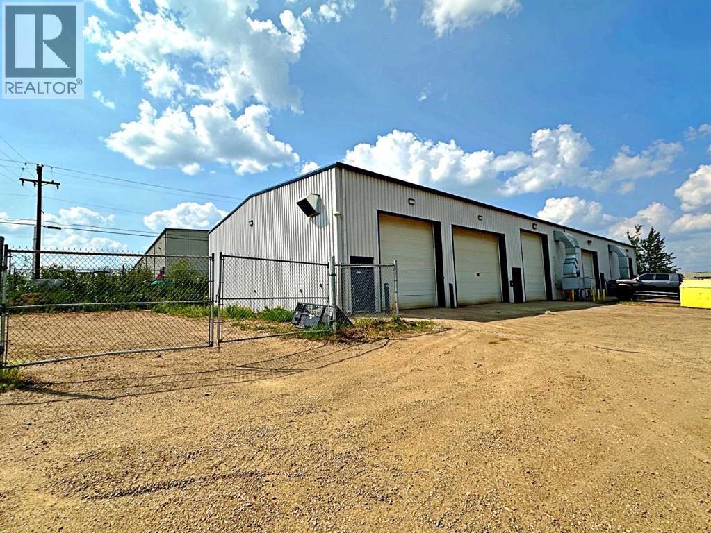 102, 286 MacLennan Crescent, Fort McMurray, Alberta