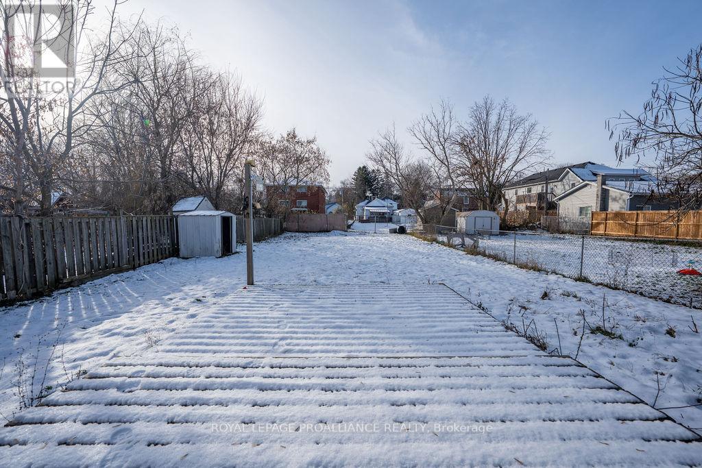 24 St Charles Street, Belleville, Ontario K8P 2V6 - Photo 36 - X12598806