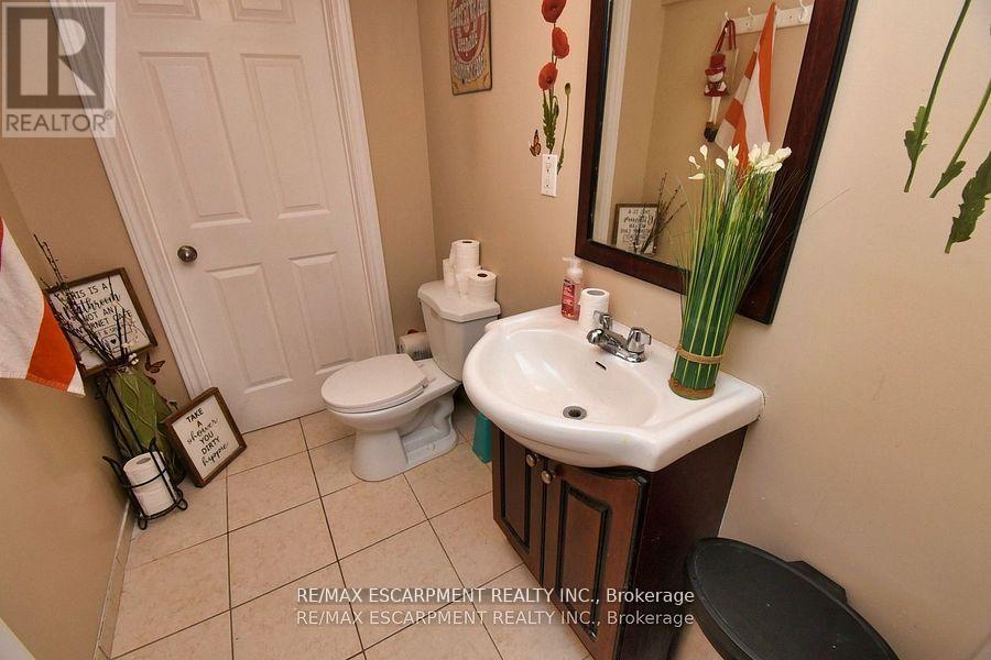 448 Acadia Drive, Hamilton, Ontario  L8W 3A4 - Photo 30 - X12598564