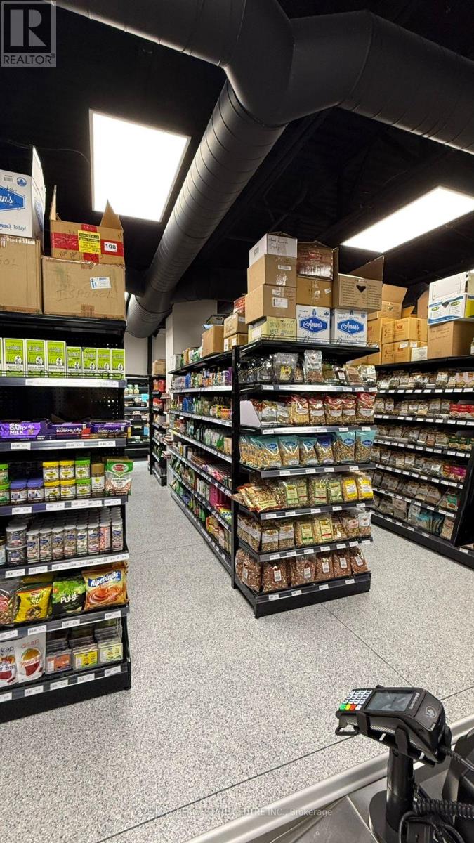 450 Hespeler Road, Cambridge, Ontario  N1R 6J2 - Photo 4 - X12598582