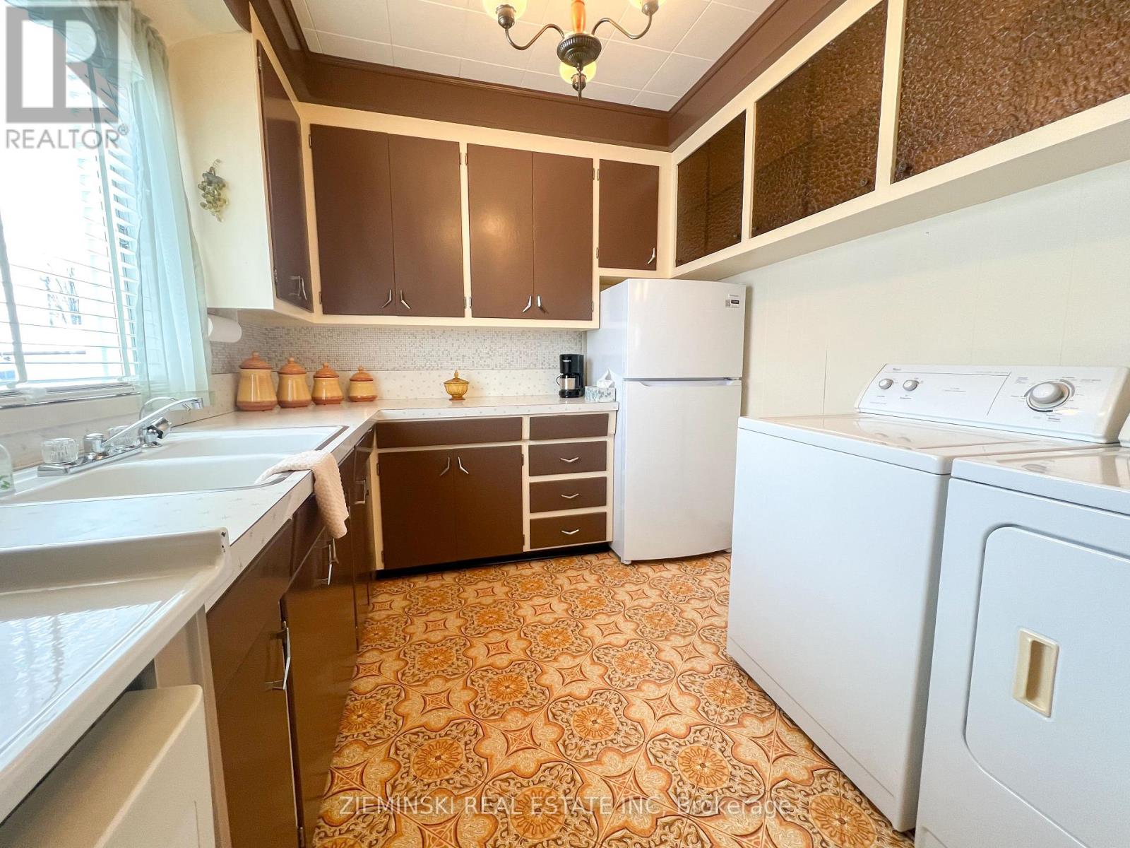 68 Second Avenue, Smooth Rock Falls (Srf), Ontario  P0L 2B0 - Photo 5 - T12598736