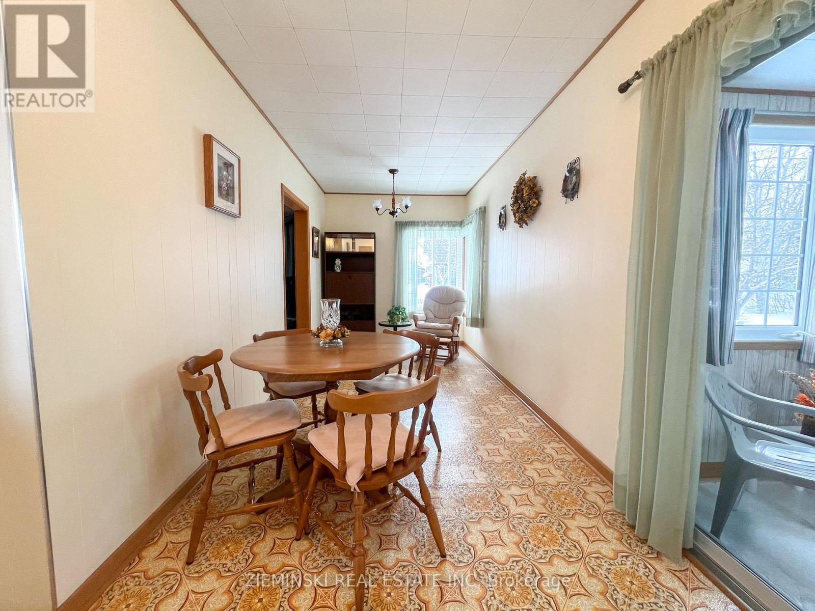 68 Second Avenue, Smooth Rock Falls (Srf), Ontario  P0L 2B0 - Photo 9 - T12598736