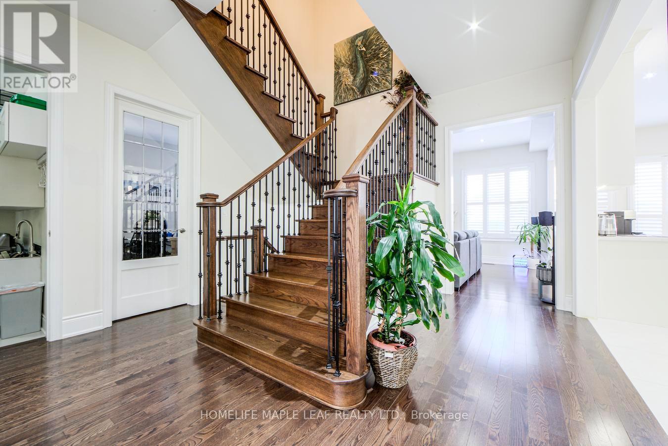 42 Foothills Crescent, Brampton, Ontario  L6P 4G9 - Photo 21 - W12595350