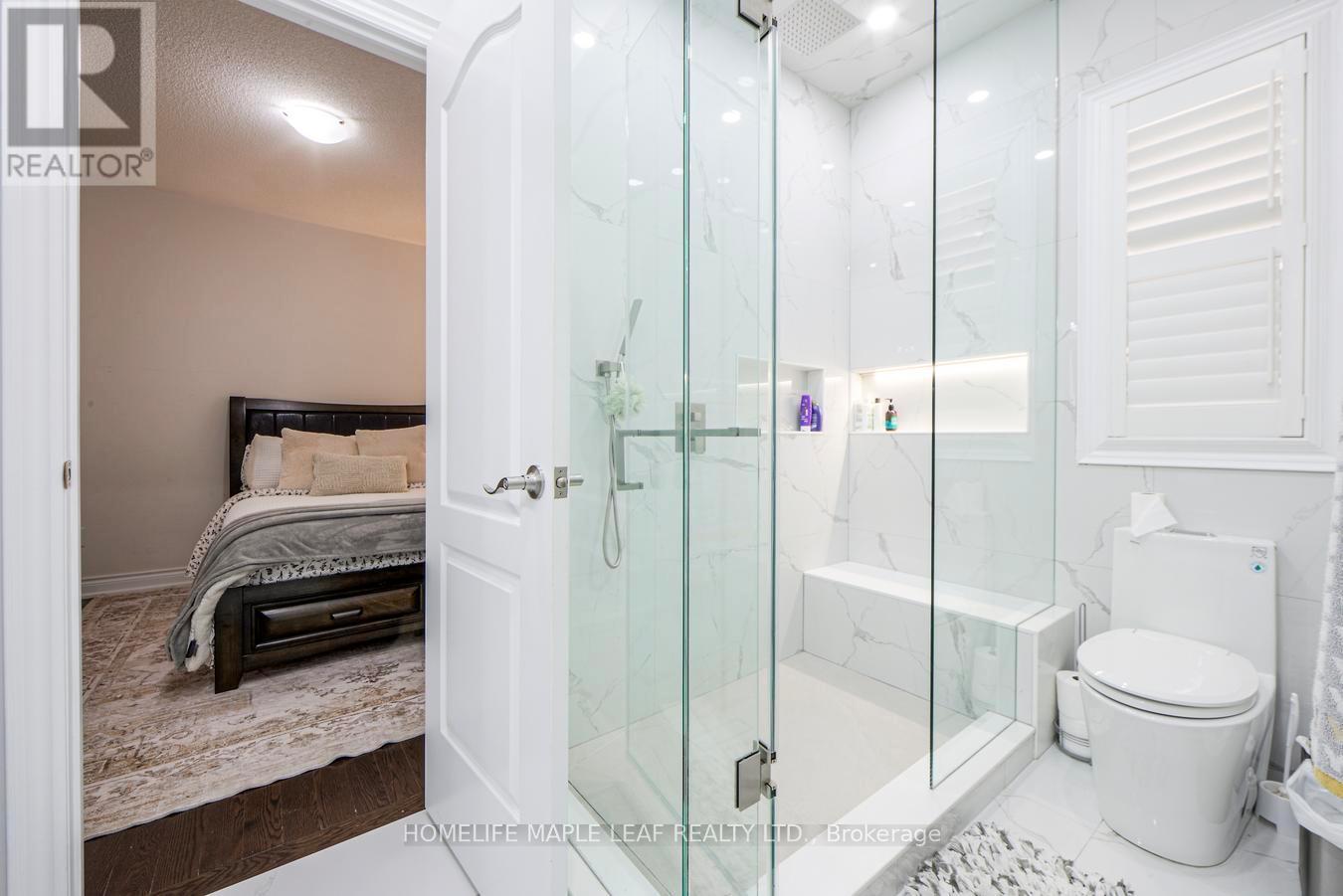 42 Foothills Crescent, Brampton, Ontario  L6P 4G9 - Photo 33 - W12595350