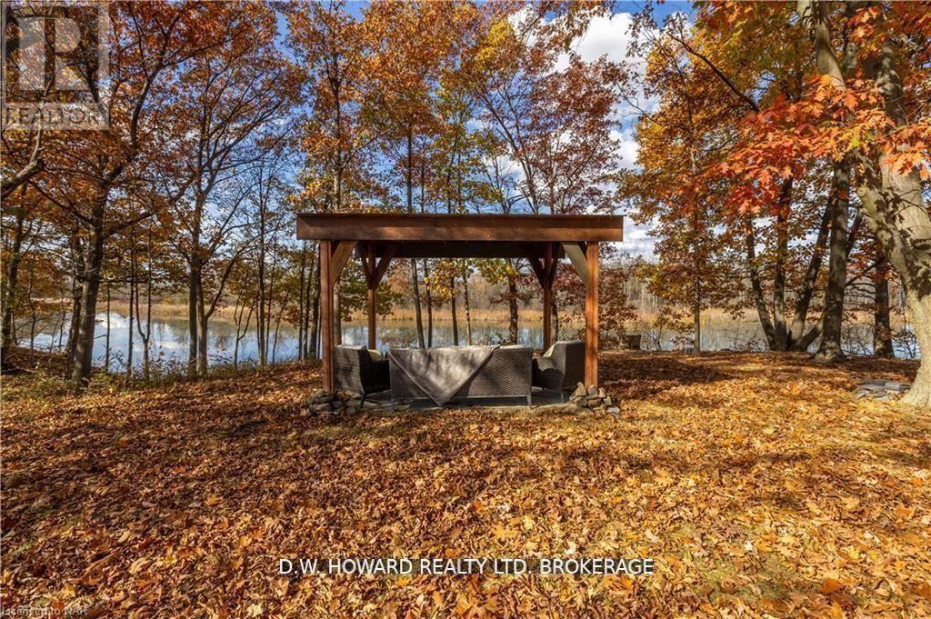 417 Highway 140 Highway, Welland, Ontario  L3B 5N7 - Photo 9 - X12598758