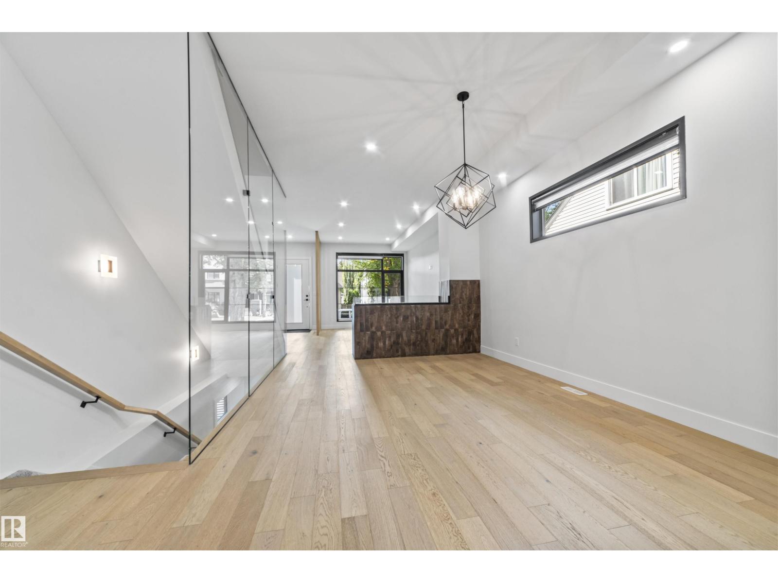 10537 136 St Nw, Edmonton, Alberta  T5N 2G1 - Photo 10 - E4467337