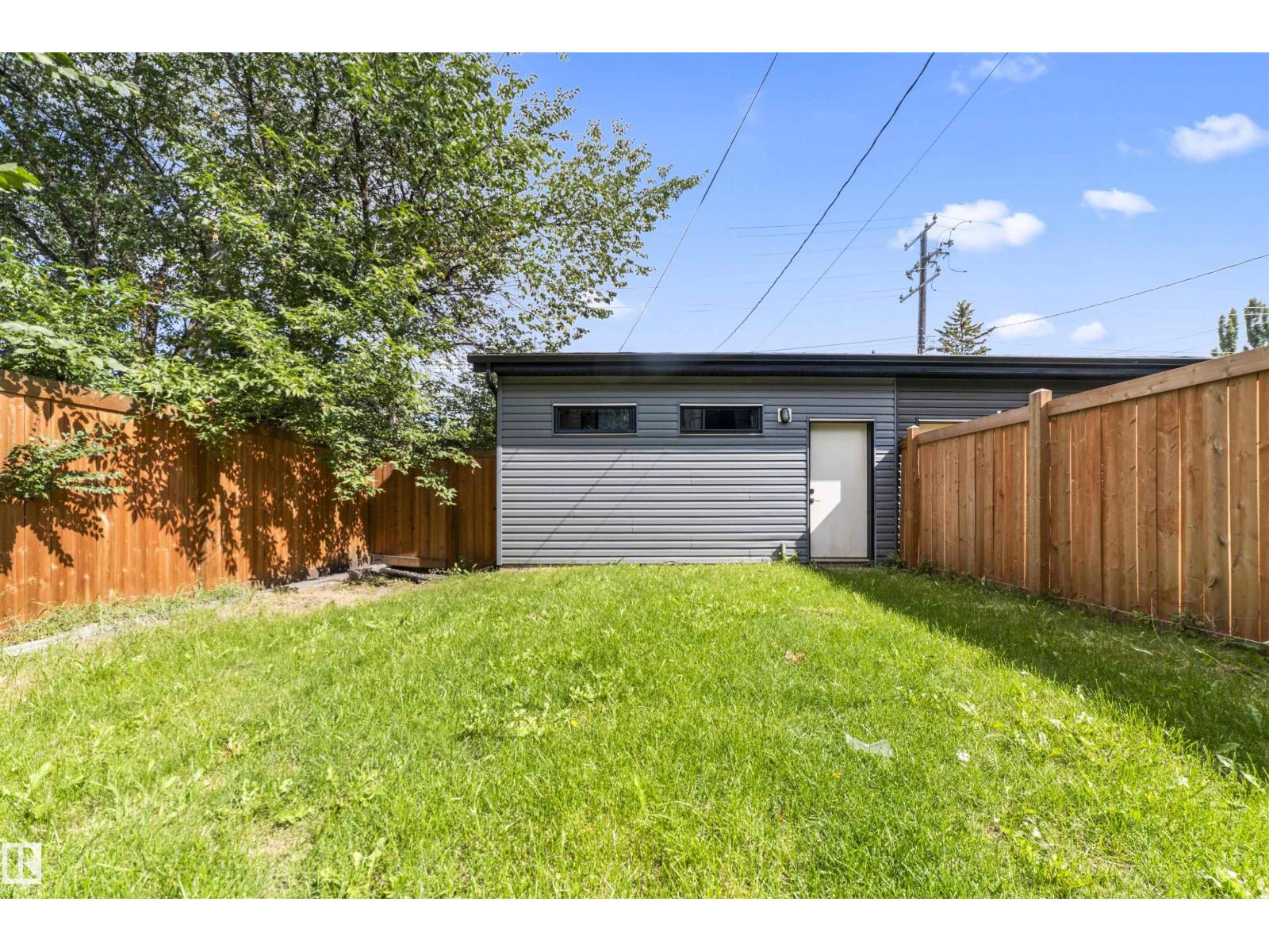 10537 136 St Nw, Edmonton, Alberta  T5N 2G1 - Photo 3 - E4467337