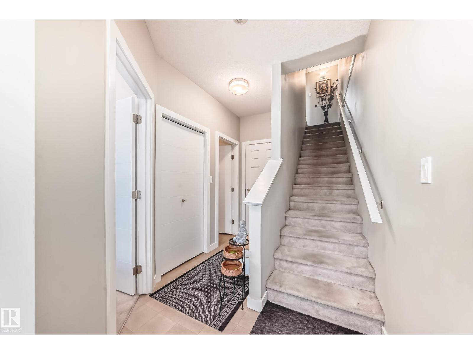 #11 2560 Pegasus Bv Nw, Edmonton, Alberta  T5E 6V4 - Photo 3 - E4467339