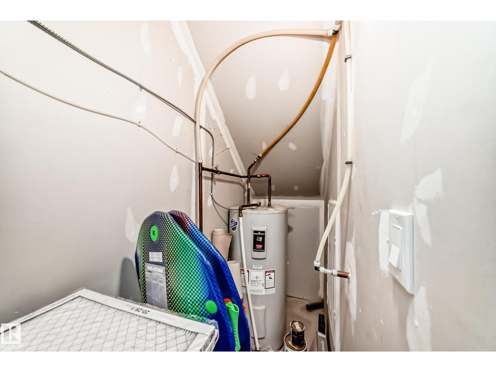 #11 2560 Pegasus Bv Nw, Edmonton, Alberta  T5E 6V4 - Photo 34 - E4467339