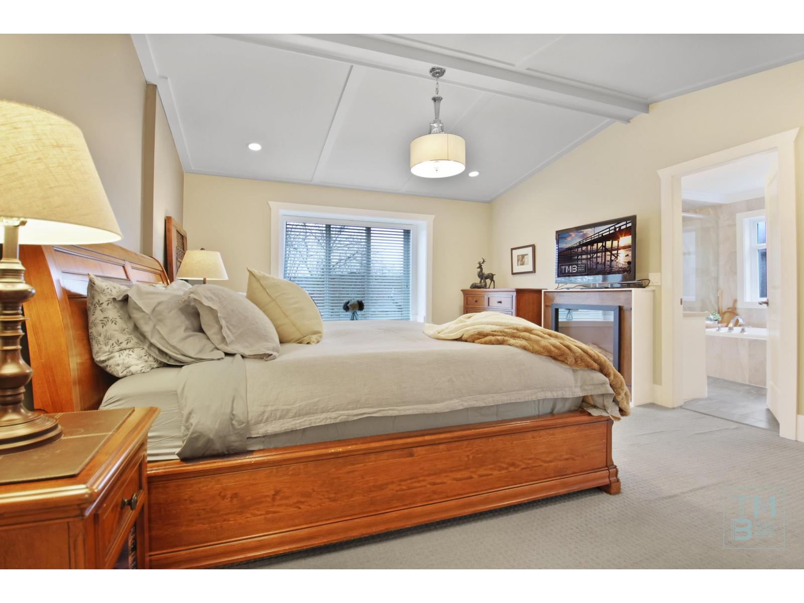 266 W 174a Street, Surrey, British Columbia  V3Z 6R9 - Photo 20 - R3071557