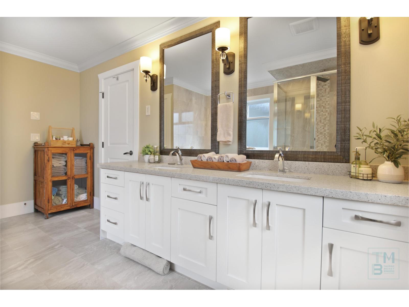 266 W 174a Street, Surrey, British Columbia  V3Z 6R9 - Photo 22 - R3071557