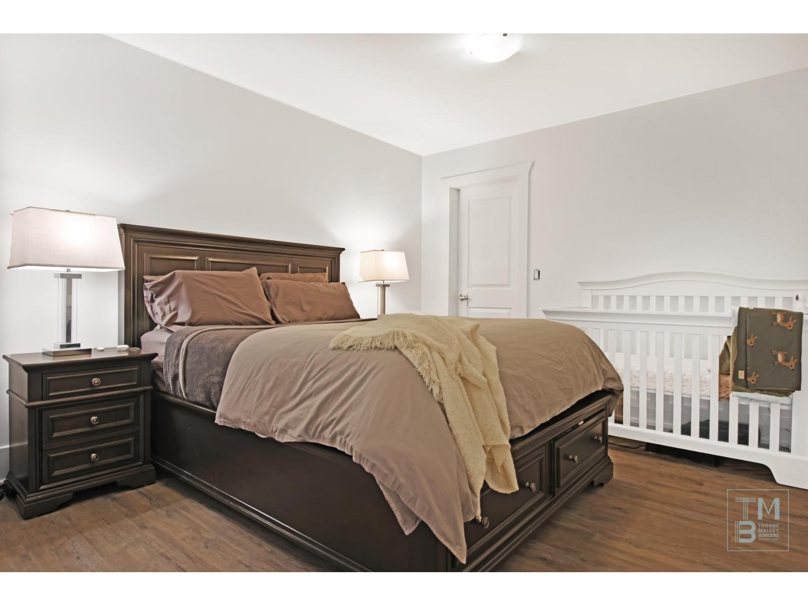 266 W 174a Street, Surrey, British Columbia  V3Z 6R9 - Photo 33 - R3071557