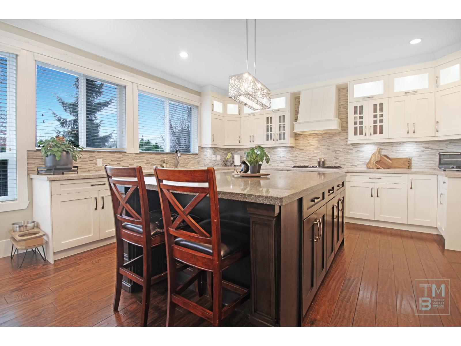 266 W 174a Street, Surrey, British Columbia  V3Z 6R9 - Photo 5 - R3071557