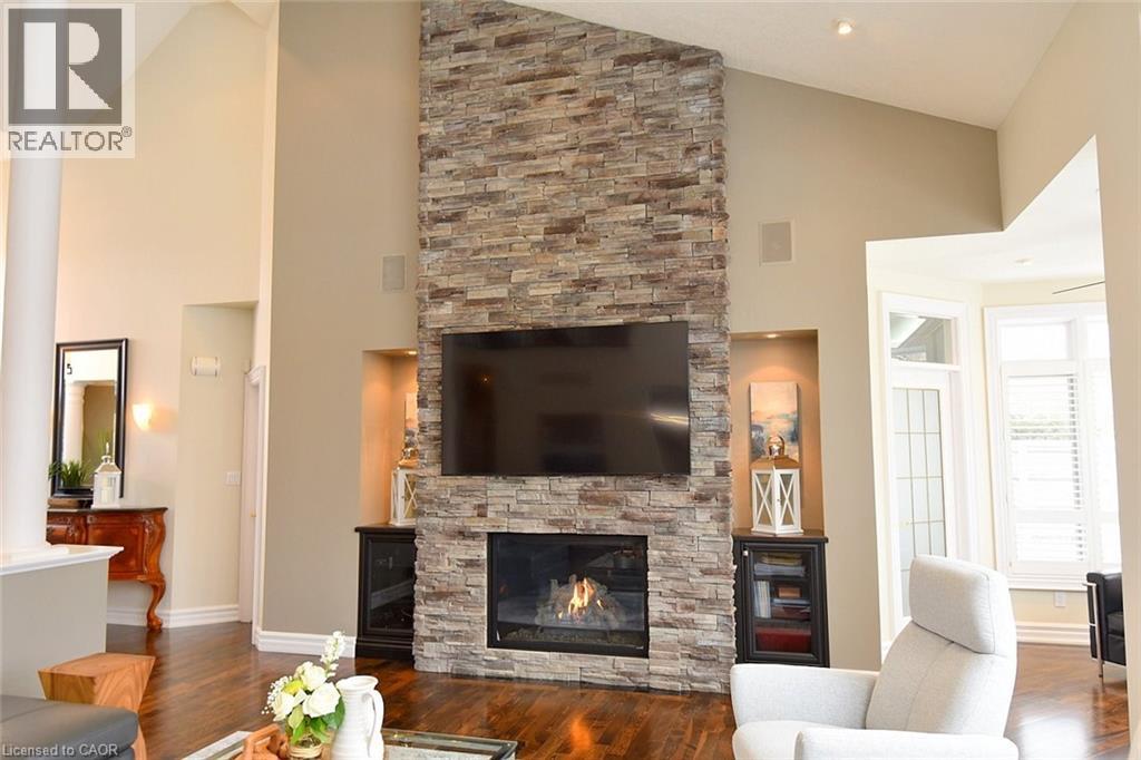 116 Grindstone Way, Hamilton, Ontario  L9H 7B6 - Photo 4 - 40792086