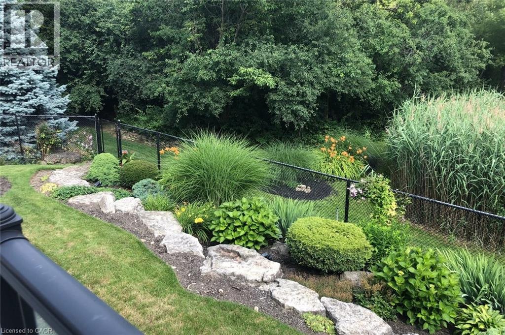 116 Grindstone Way, Hamilton, Ontario  L9H 7B6 - Photo 46 - 40792086