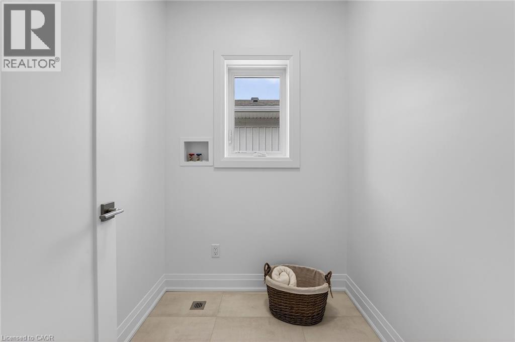 8868 Angie Drive, Niagara Falls, Ontario  L2H 3W8 - Photo 29 - 40792076