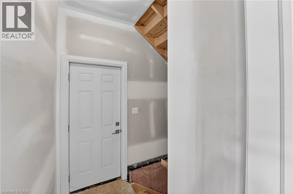 8868 Angie Drive, Niagara Falls, Ontario  L2H 3W8 - Photo 34 - 40792076