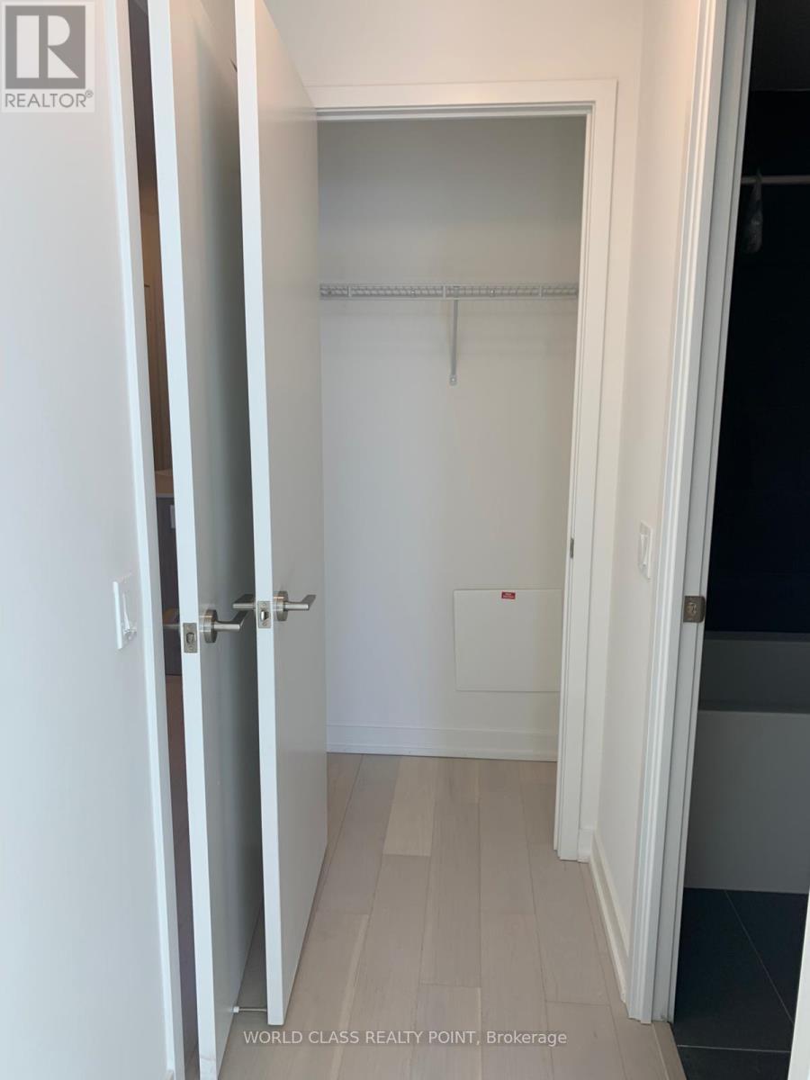 2712 - 1 Yorkville Avenue, Toronto, Ontario  M4W 0B1 - Photo 16 - C12598648