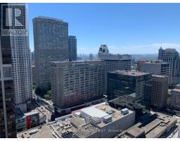 2712 - 1 YORKVILLE AVENUE, Toronto, Ontario