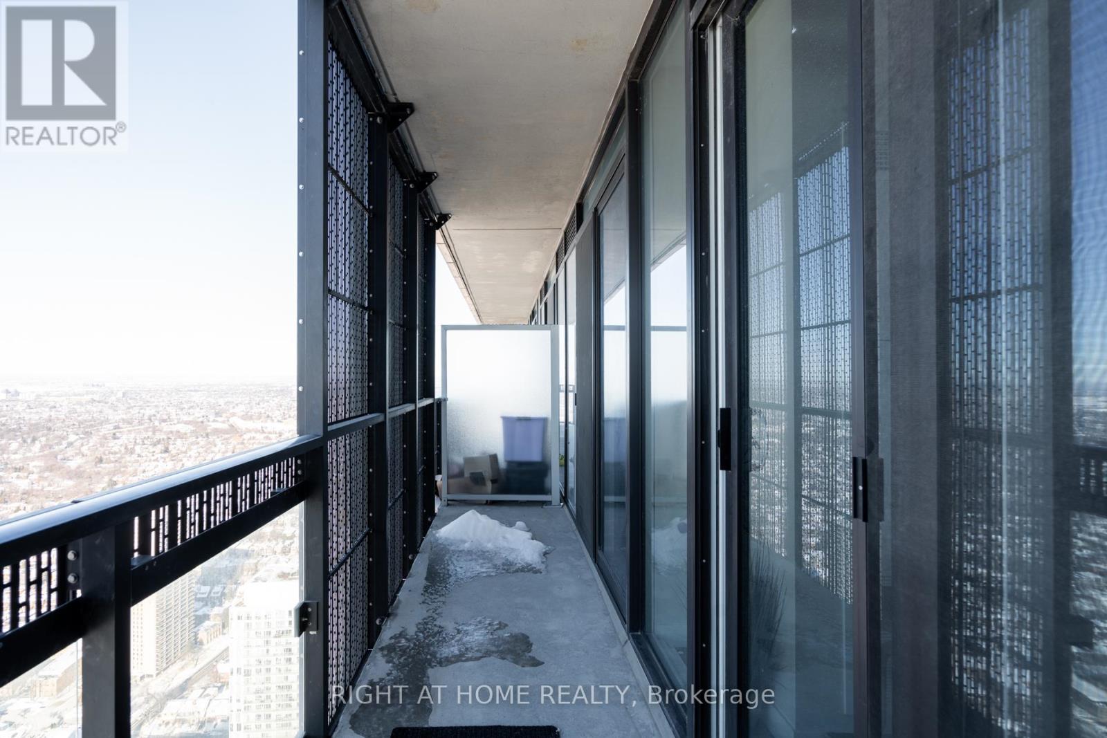 5703 - 8 Eglinton Avenue E, Toronto, Ontario  M4P 0C1 - Photo 24 - C12598700