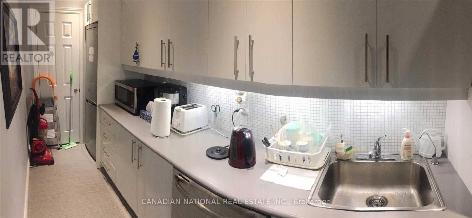 709 - 255 Duncan Mill Road, Toronto, Ontario  M3B 3H9 - Photo 3 - C12598712