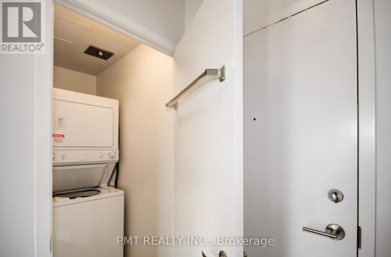 916 - 15 Brunel Court, Toronto, Ontario  M5V 3Y6 - Photo 15 - C12598756