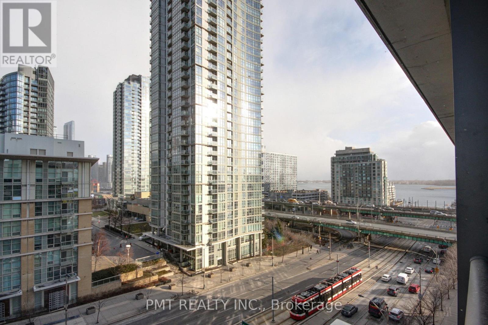 916 - 15 Brunel Court, Toronto, Ontario  M5V 3Y6 - Photo 17 - C12598756