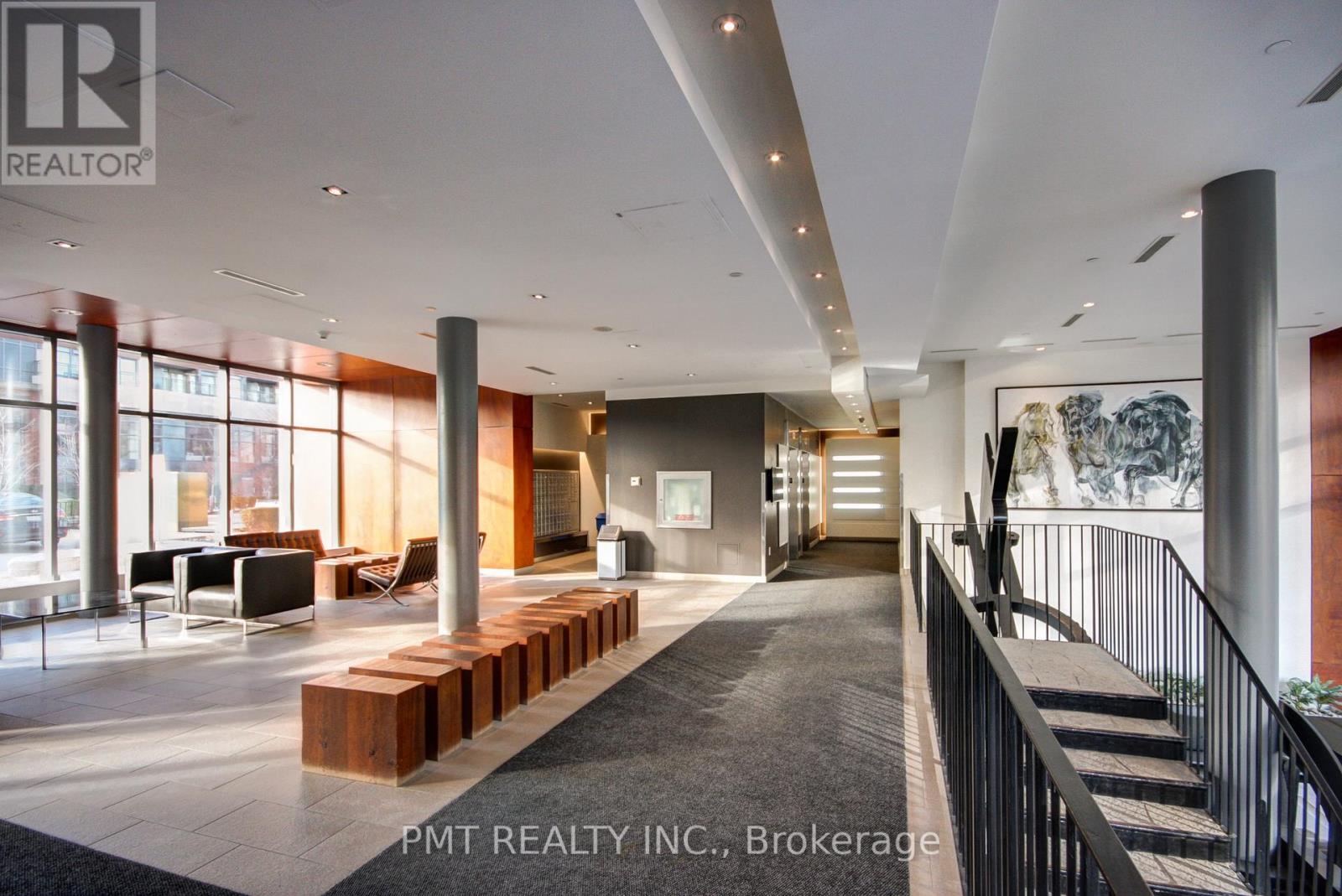 916 - 15 Brunel Court, Toronto, Ontario  M5V 3Y6 - Photo 2 - C12598756