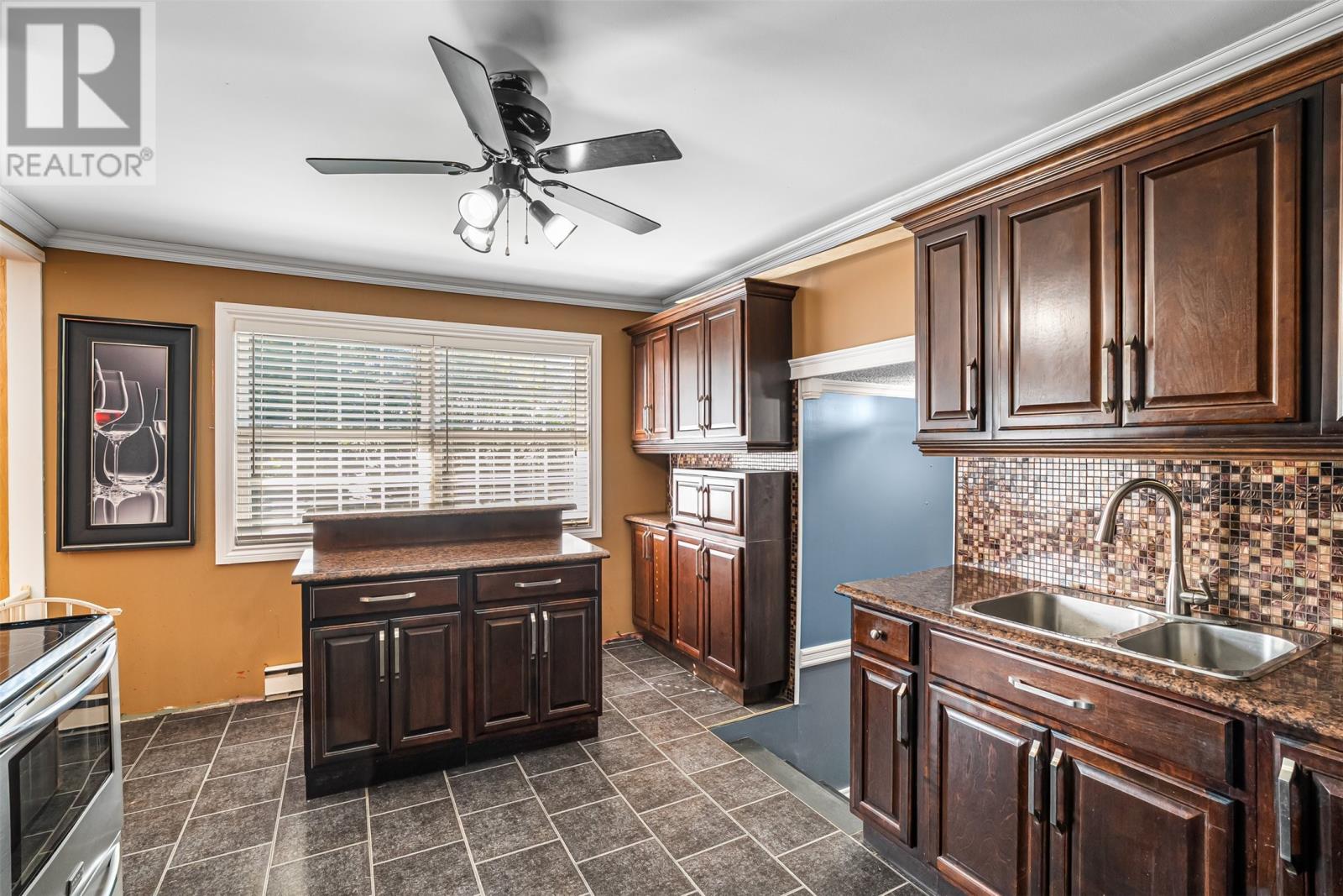 9 Harcourt Road, Paradise, Newfoundland & Labrador  A1L 1S9 - Photo 3 - 1293108