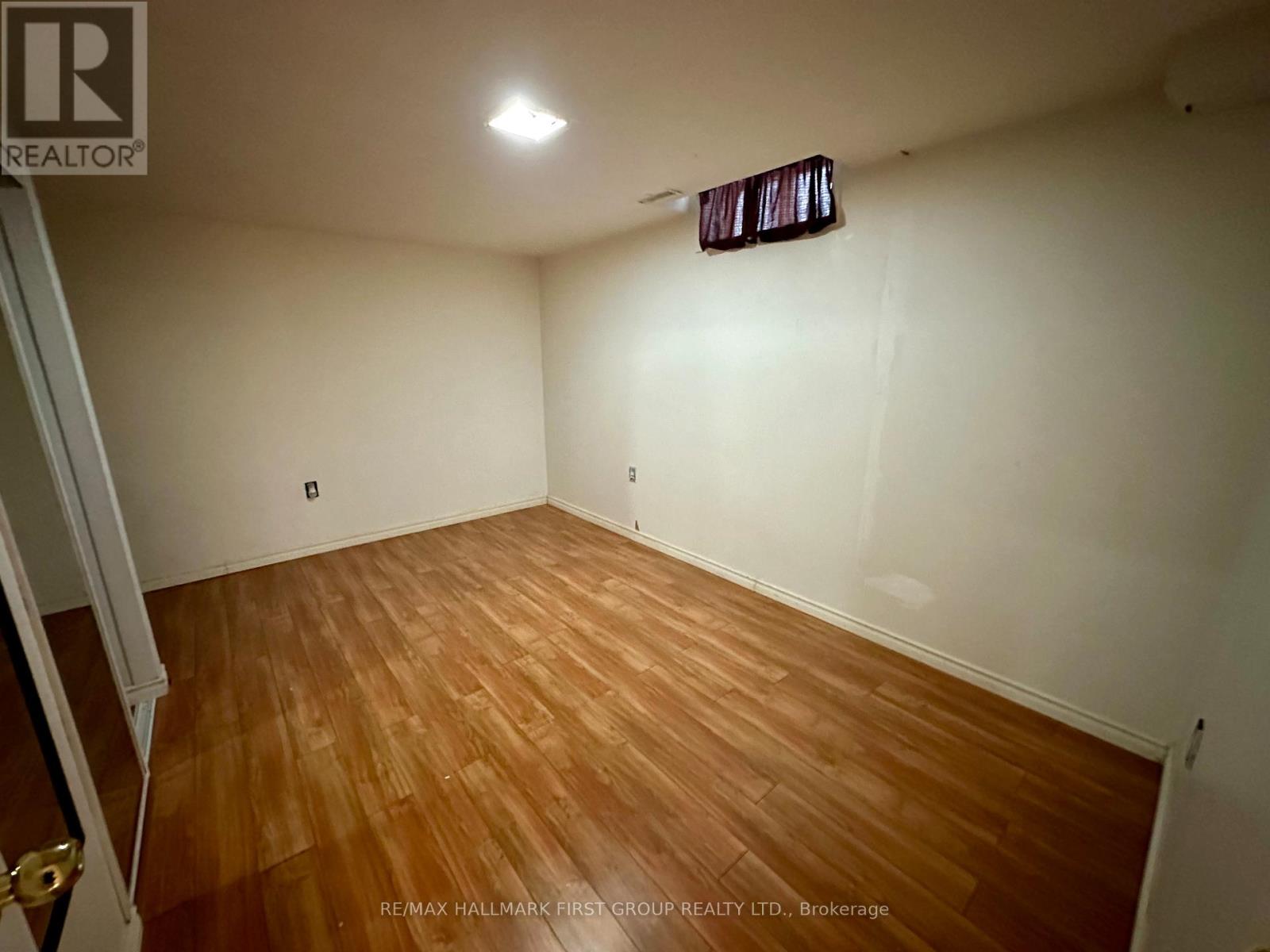 Lower - 44 Loradeen Crescent, Toronto, Ontario  M1B 1T8 - Photo 4 - E12598654