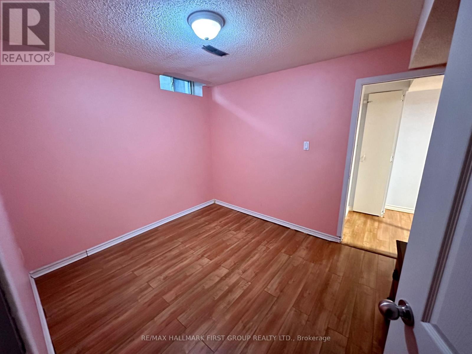 Lower - 44 Loradeen Crescent, Toronto, Ontario  M1B 1T8 - Photo 8 - E12598654