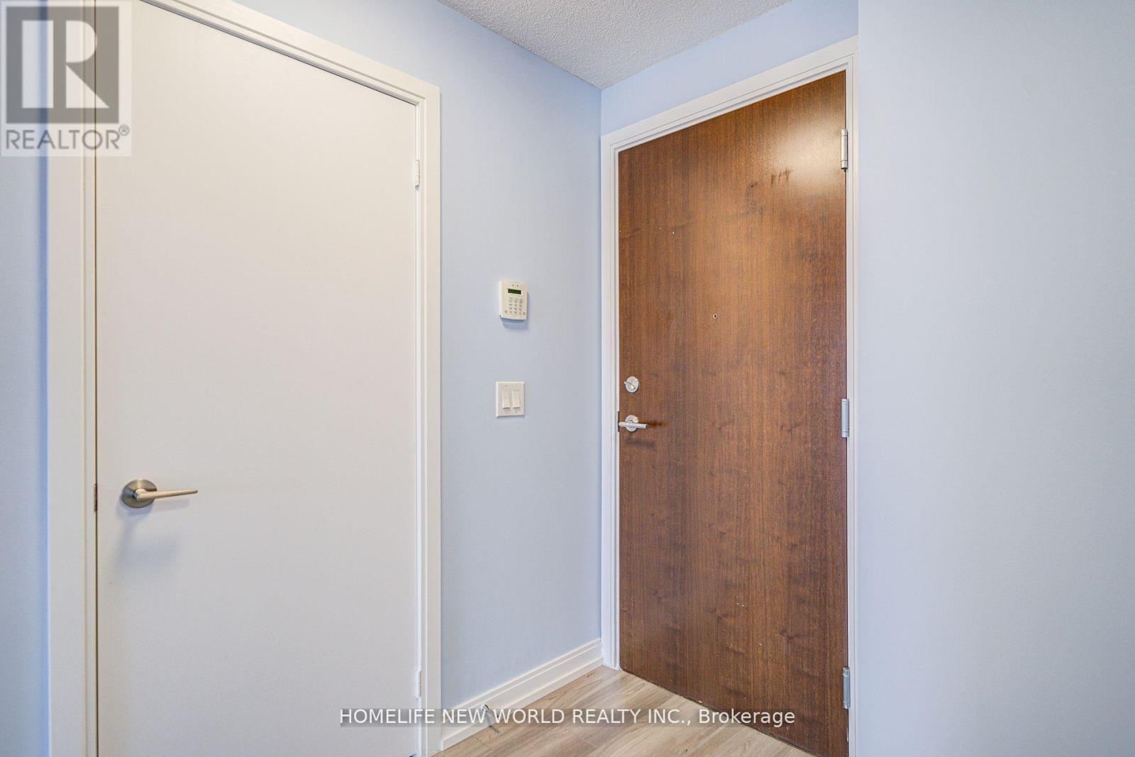 1815 - 181 Village Green Square E, Toronto, Ontario  M1S 0K3 - Photo 2 - E12598676