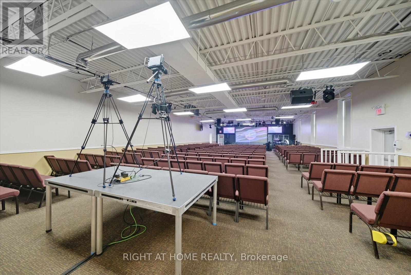 30-32 Progress Avenue, Toronto, Ontario  M1P 2Y4 - Photo 35 - E12598780