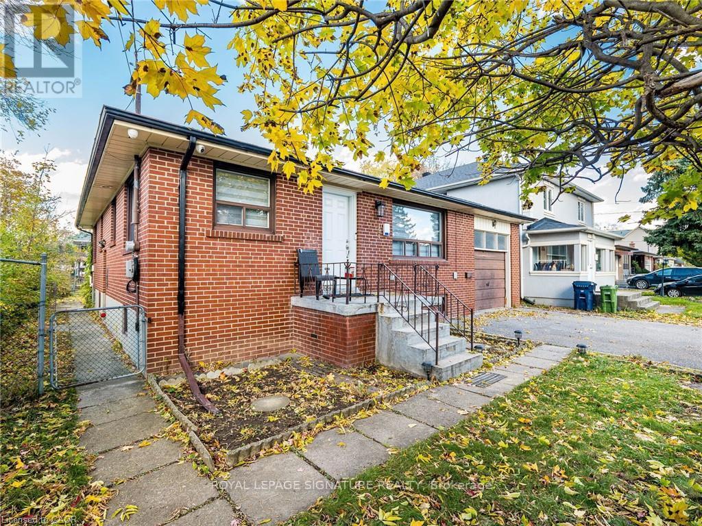 194 Pleasant Avenue, Toronto, Ontario  M2M 1M3 - Photo 2 - C12597358